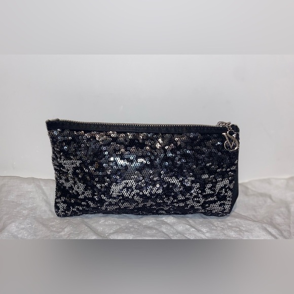 Women’s Victoria's Secret Black Sequin Clutch Bag Limited Edition - Picture 13 of 14